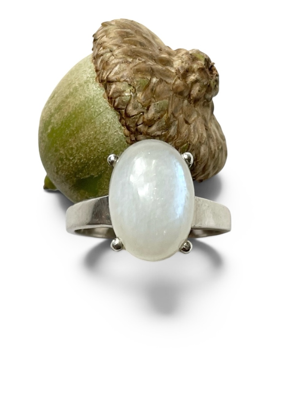 Natural Moonstone  cabochon ring in 925 Sterling Silver US:9 & 10 (12*6mm)